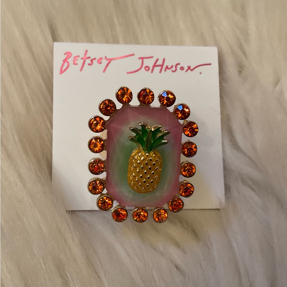 Betsey Johnson Pineapple Stretch Band Cocktail Ring - New on Card - Picture 2 of 6